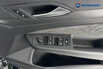 Volkswagen Golf Black Edition Automatic Petrol Hatchback - Stock Number (1694809) - 19th supplementary image