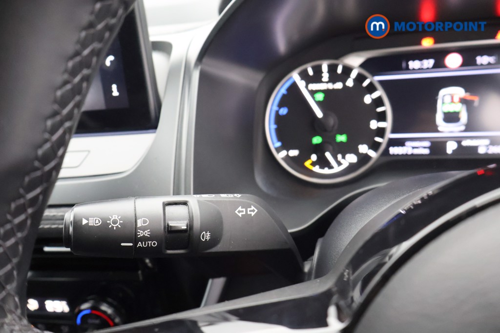 Nissan Qashqai Acenta Premium Automatic Petrol-Electric Hybrid SUV - Stock Number (1672661) - 5th supplementary image