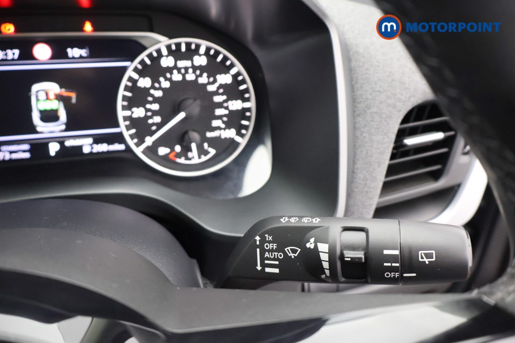 Nissan Qashqai Acenta Premium Automatic Petrol-Electric Hybrid SUV - Stock Number (1672661) - 6th supplementary image