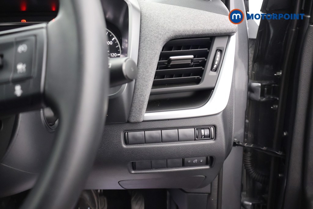 Nissan Qashqai Acenta Premium Automatic Petrol-Electric Hybrid SUV - Stock Number (1672661) - 7th supplementary image