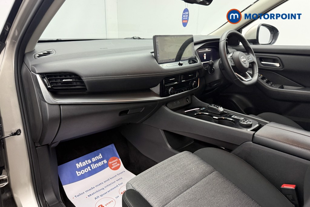 Nissan X-Trail N-Connecta Automatic Petrol-Electric Hybrid SUV - Stock Number (1673607) - 4th supplementary image