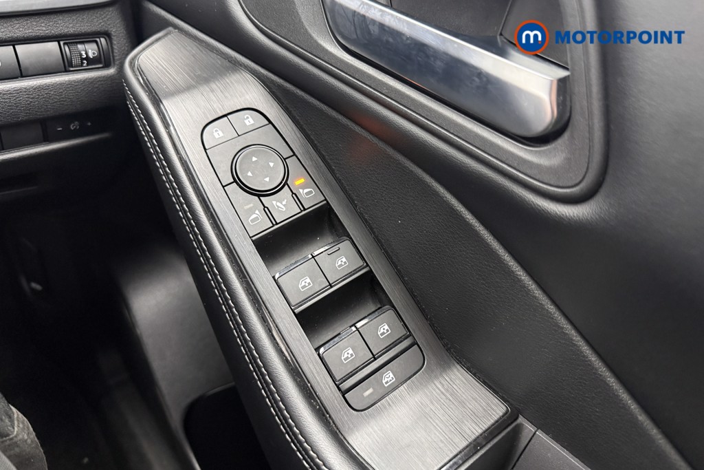 Nissan X-Trail N-Connecta Automatic Petrol-Electric Hybrid SUV - Stock Number (1673607) - 19th supplementary image