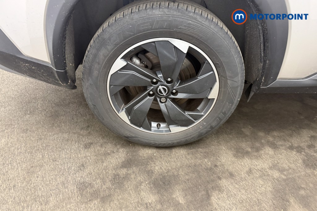 Nissan X-Trail N-Connecta Automatic Petrol-Electric Hybrid SUV - Stock Number (1673607) - 26th supplementary image