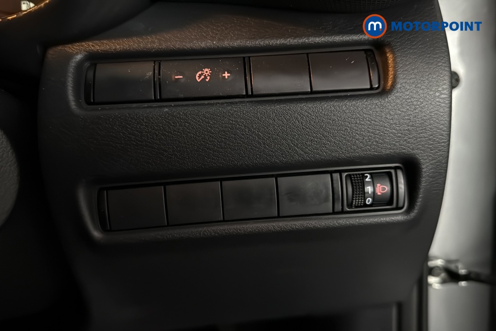 Nissan Juke N-Connecta Automatic Petrol-Electric Hybrid SUV - Stock Number (1678385) - 11th supplementary image