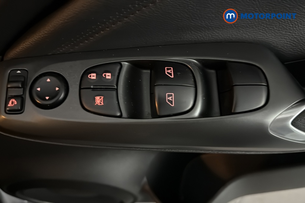 Nissan Juke N-Connecta Automatic Petrol-Electric Hybrid SUV - Stock Number (1678385) - 19th supplementary image