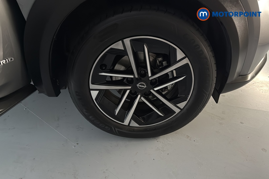 Nissan Juke N-Connecta Automatic Petrol-Electric Hybrid SUV - Stock Number (1678385) - 47th supplementary image