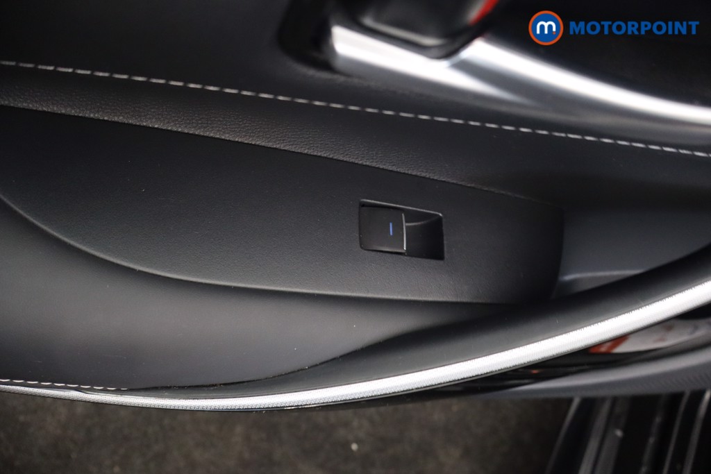 Toyota Corolla Design Automatic Petrol-Electric Hybrid Hatchback - Stock Number (1680686) - 39th supplementary image