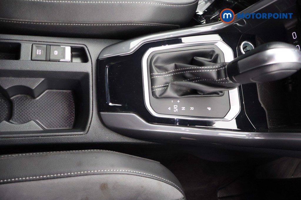 Volkswagen T-Roc R-Line Automatic Diesel SUV - Stock Number (1683105) - 9th supplementary image