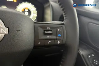 Nissan Qashqai N-Connecta Manual Petrol SUV - Stock Number (1683520) - 3rd supplementary image