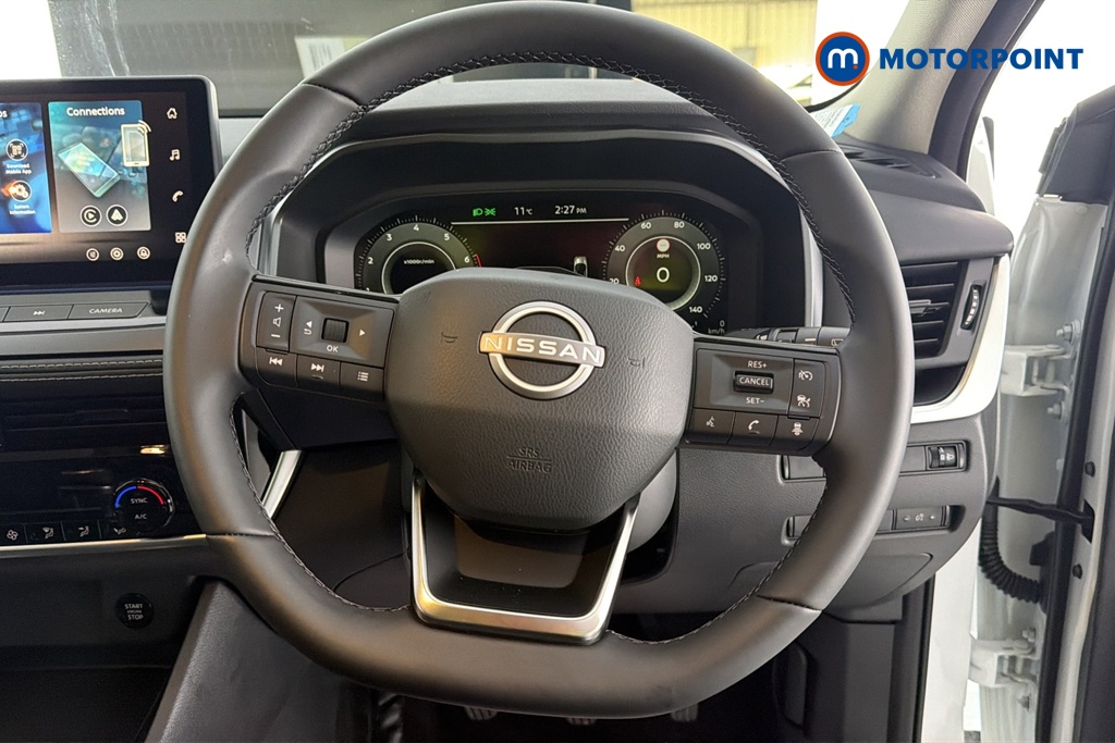 Nissan Qashqai Acenta Premium Manual Petrol SUV - Stock Number (1683547) - 2nd supplementary image
