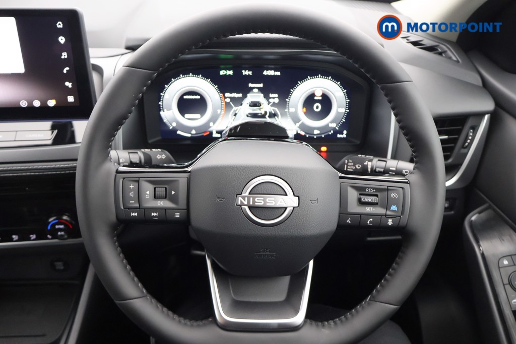 Nissan Qashqai N-Connecta Manual Petrol SUV - Stock Number (1683568) - 1st supplementary image