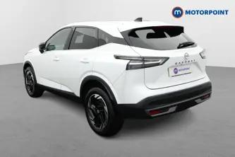Nissan Qashqai N-Connecta Manual Petrol SUV - Stock Number (1683568) - Passenger side rear corner