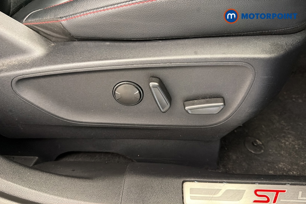 Ford Kuga St-Line Edition Automatic Petrol-Electric Hybrid SUV - Stock Number (1685887) - 23rd supplementary image