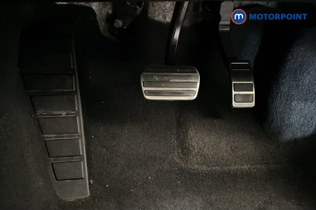 Ford Kuga St-Line Edition Automatic Petrol-Electric Hybrid SUV - Stock Number (1685887) - 24th supplementary image