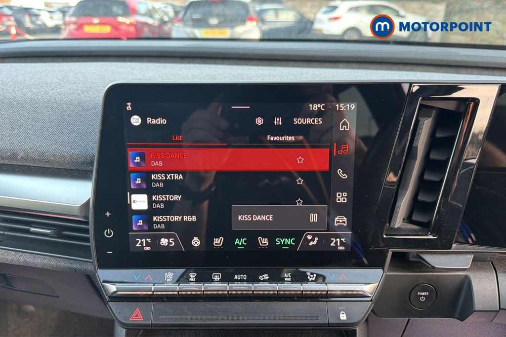 Renault Megane E-Tech Iconic Automatic Electric Hatchback - Stock Number (1686549) - 8th supplementary image