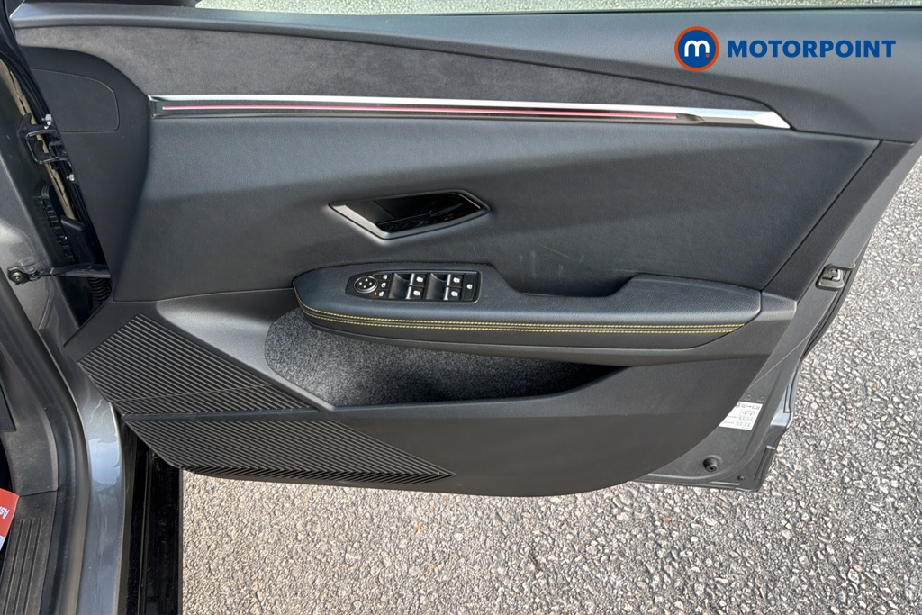 Renault Megane E-Tech Iconic Automatic Electric Hatchback - Stock Number (1686549) - 18th supplementary image