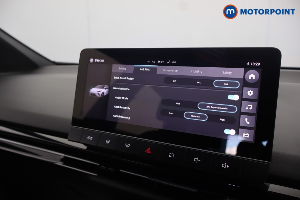 Mg Motor Uk MG4 SE Automatic Electric SUV - Stock Number (1687179) - 16th supplementary image