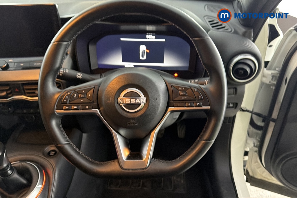 Nissan Juke N-Connecta Manual Petrol SUV - Stock Number (1687197) - 2nd supplementary image