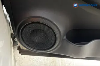 Nissan Juke N-Connecta Manual Petrol SUV - Stock Number (1687197) - 21st supplementary image