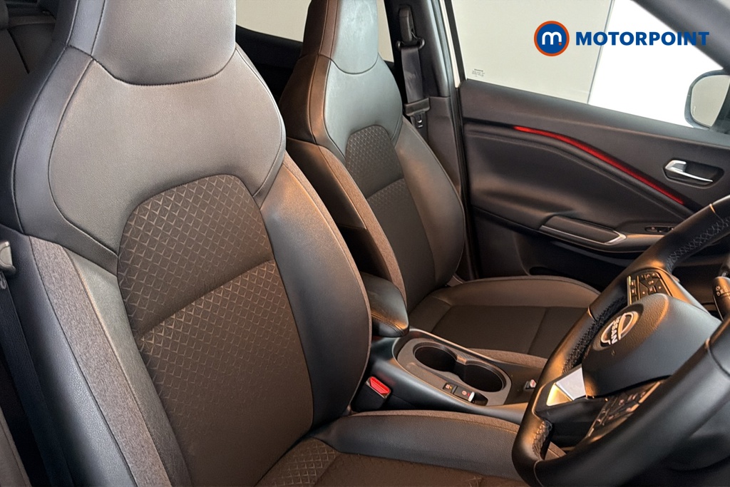 Nissan Juke N-Connecta Manual Petrol SUV - Stock Number (1687197) - 22nd supplementary image