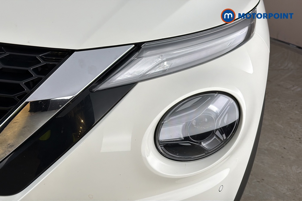 Nissan Juke N-Connecta Manual Petrol SUV - Stock Number (1687197) - 42nd supplementary image