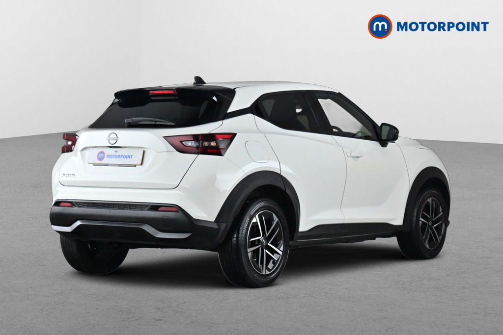 Nissan Juke N-Connecta Manual Petrol SUV - Stock Number (1687197) - Passenger side rear corner