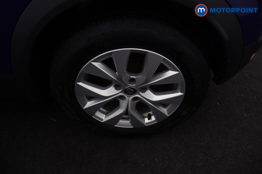 Renault Captur Iconic Manual Petrol SUV - Stock Number (1687315) - 28th supplementary image