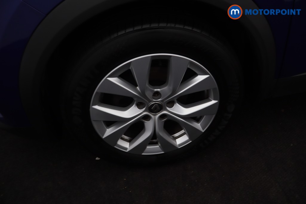 Renault Captur Iconic Manual Petrol SUV - Stock Number (1687315) - 29th supplementary image