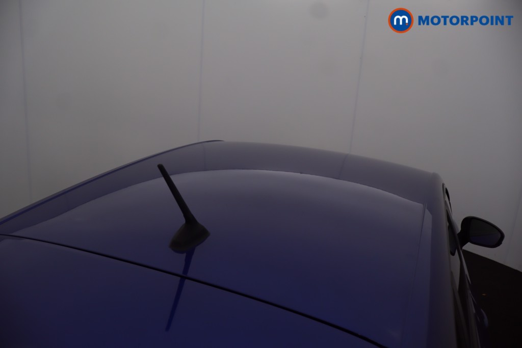 Renault Captur Iconic Manual Petrol SUV - Stock Number (1687315) - 41st supplementary image