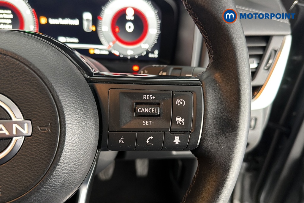 Nissan Qashqai N-Connecta Manual Petrol SUV - Stock Number (1689093) - 3rd supplementary image