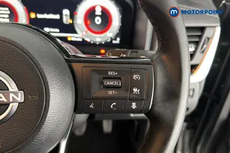 Nissan Qashqai N-Connecta Manual Petrol SUV - Stock Number (1689093) - 3rd supplementary image