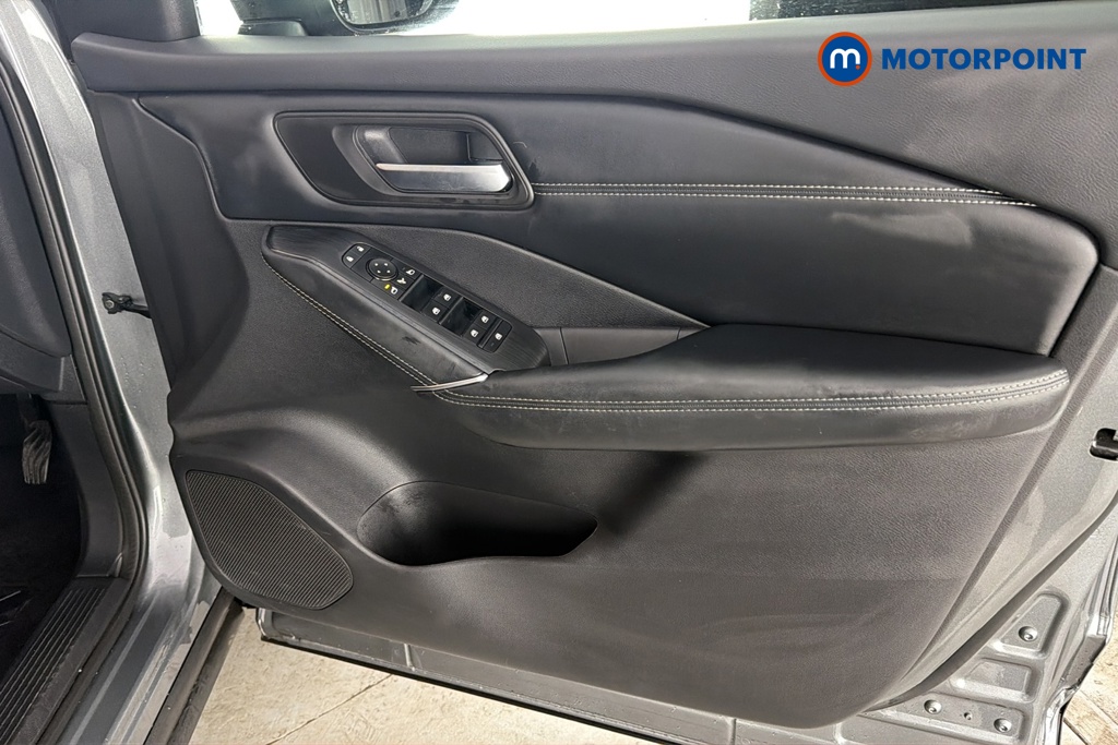 Nissan Qashqai N-Connecta Manual Petrol SUV - Stock Number (1689093) - 18th supplementary image