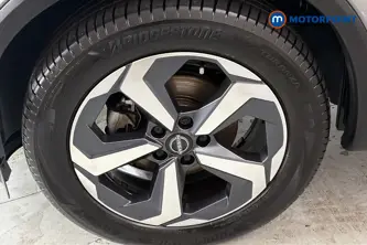 Nissan Qashqai N-Connecta Manual Petrol SUV - Stock Number (1689093) - 44th supplementary image