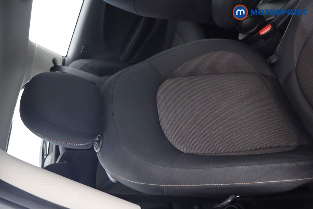 Mini Hatchback Cooper Classic Automatic Petrol Hatchback - Stock Number (1689281) - 13th supplementary image