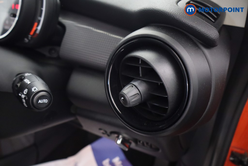 Mini Hatchback Cooper Classic Automatic Petrol Hatchback - Stock Number (1689281) - 14th supplementary image