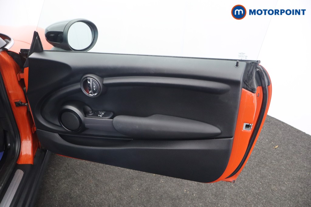 Mini Hatchback Cooper Classic Automatic Petrol Hatchback - Stock Number (1689281) - 15th supplementary image