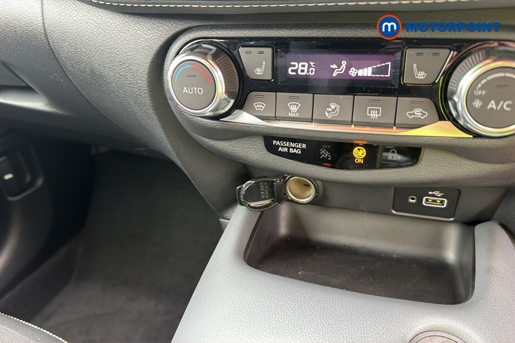 Nissan Juke Tekna Automatic Petrol SUV - Stock Number (1689808) - 14th supplementary image