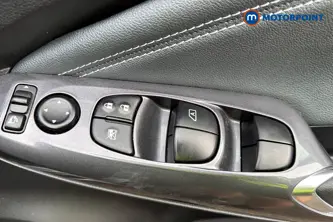 Nissan Juke Tekna Automatic Petrol SUV - Stock Number (1689808) - 19th supplementary image