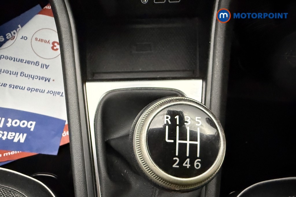 Renault Captur Techno Manual Petrol SUV - Stock Number (1689819) - 9th supplementary image