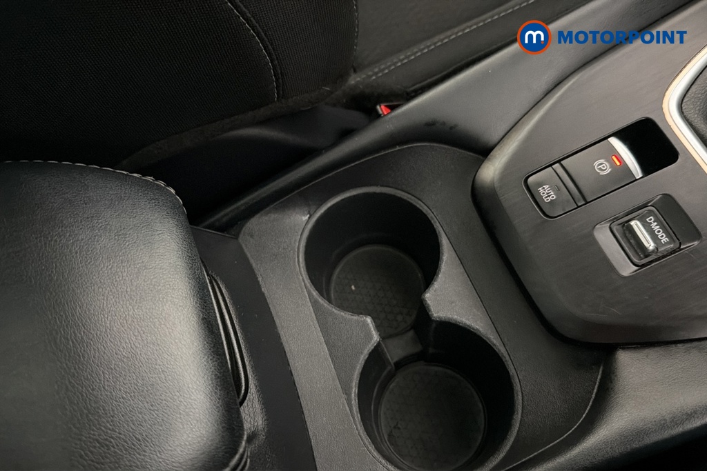 Nissan Qashqai N-Connecta Manual Petrol SUV - Stock Number (1690199) - 16th supplementary image