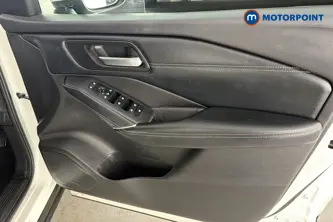 Nissan Qashqai N-Connecta Manual Petrol SUV - Stock Number (1690199) - 18th supplementary image