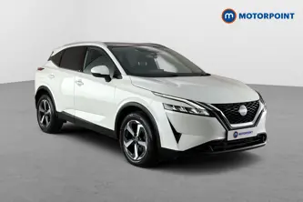 Nissan Qashqai N-Connecta Manual Petrol SUV - Stock Number (1690199) - Drivers side front corner