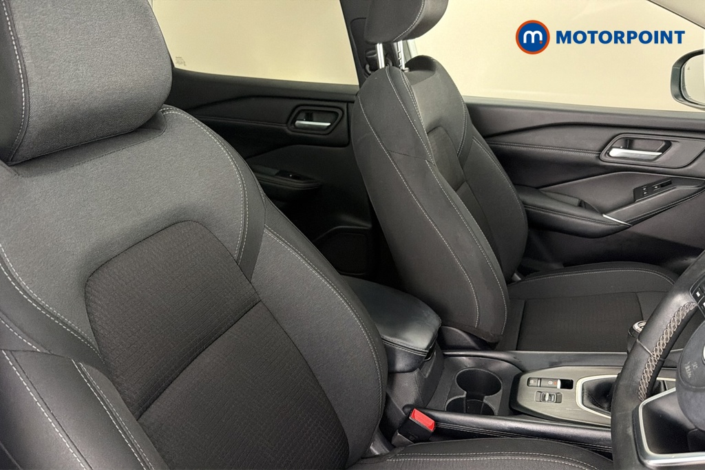 Nissan Qashqai N-Connecta Manual Petrol SUV - Stock Number (1690199) - 22nd supplementary image