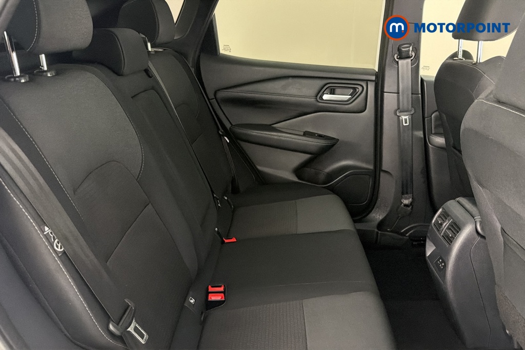 Nissan Qashqai N-Connecta Manual Petrol SUV - Stock Number (1690199) - 25th supplementary image