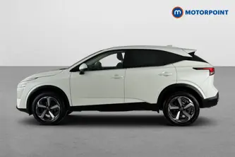 Nissan Qashqai N-Connecta Manual Petrol SUV - Stock Number (1690199) - Drivers side