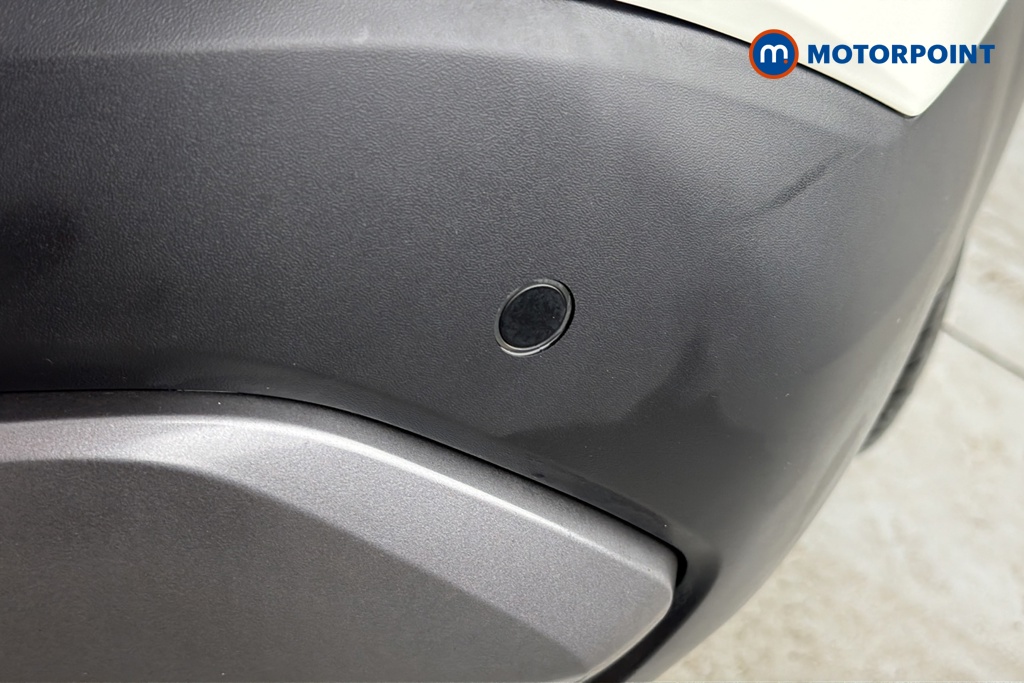 Nissan Qashqai N-Connecta Manual Petrol SUV - Stock Number (1690199) - 39th supplementary image