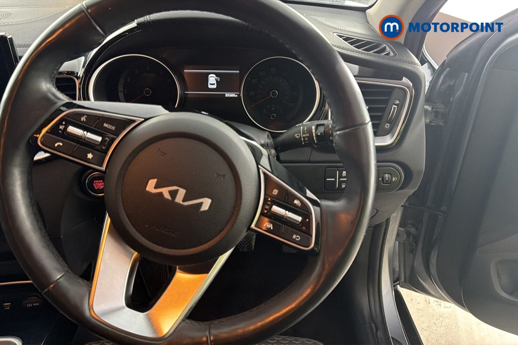 KIA Xceed 3 Manual Petrol Hatchback - Stock Number (1690748) - 2nd supplementary image