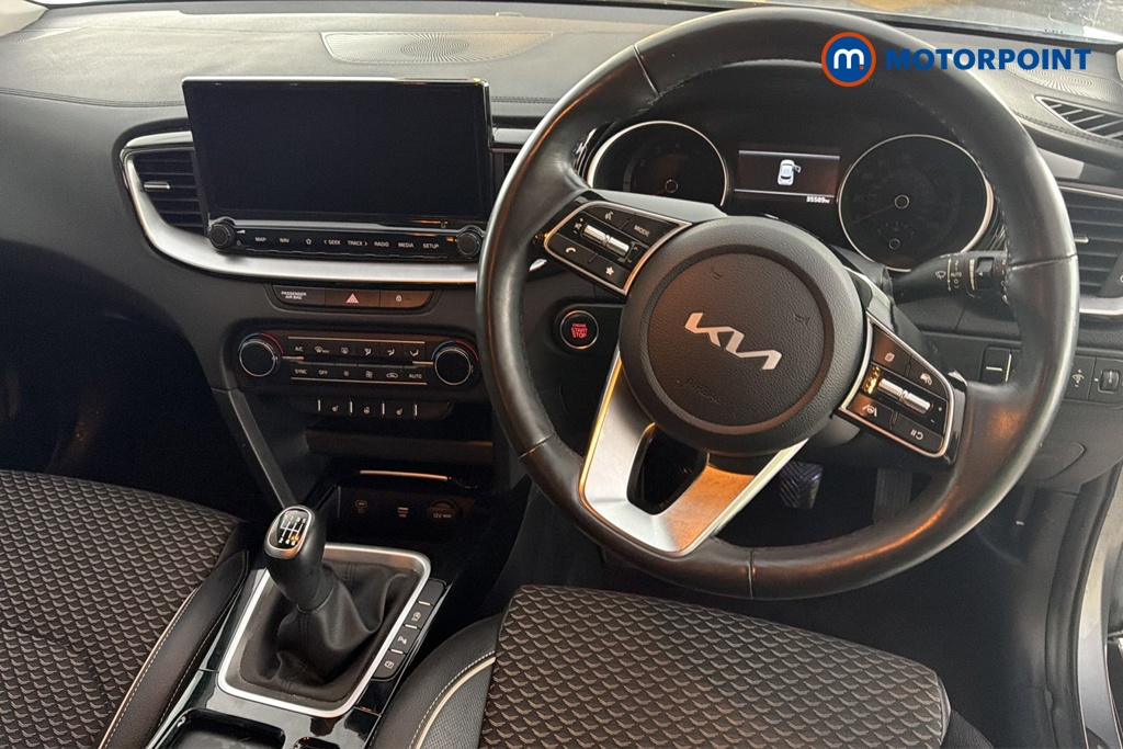 KIA Xceed 3 Manual Petrol Hatchback - Stock Number (1690748) - 1st supplementary image