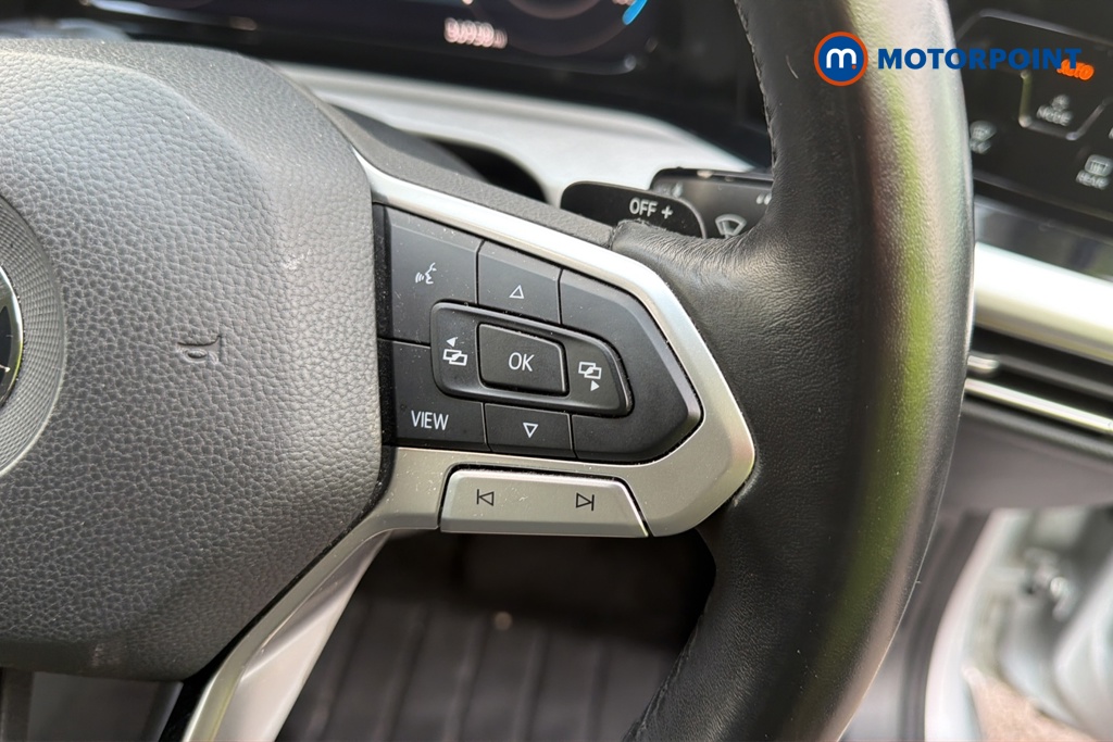 Volkswagen Golf Life Automatic Petrol Hatchback - Stock Number (1691448) - 3rd supplementary image