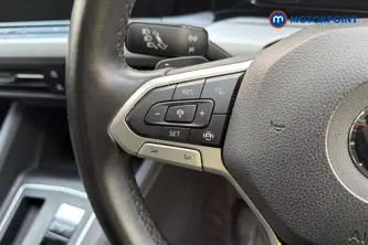 Volkswagen Golf Life Automatic Petrol Hatchback - Stock Number (1691448) - 4th supplementary image